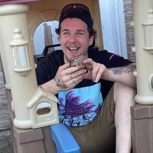 Meet your Posher, Jason